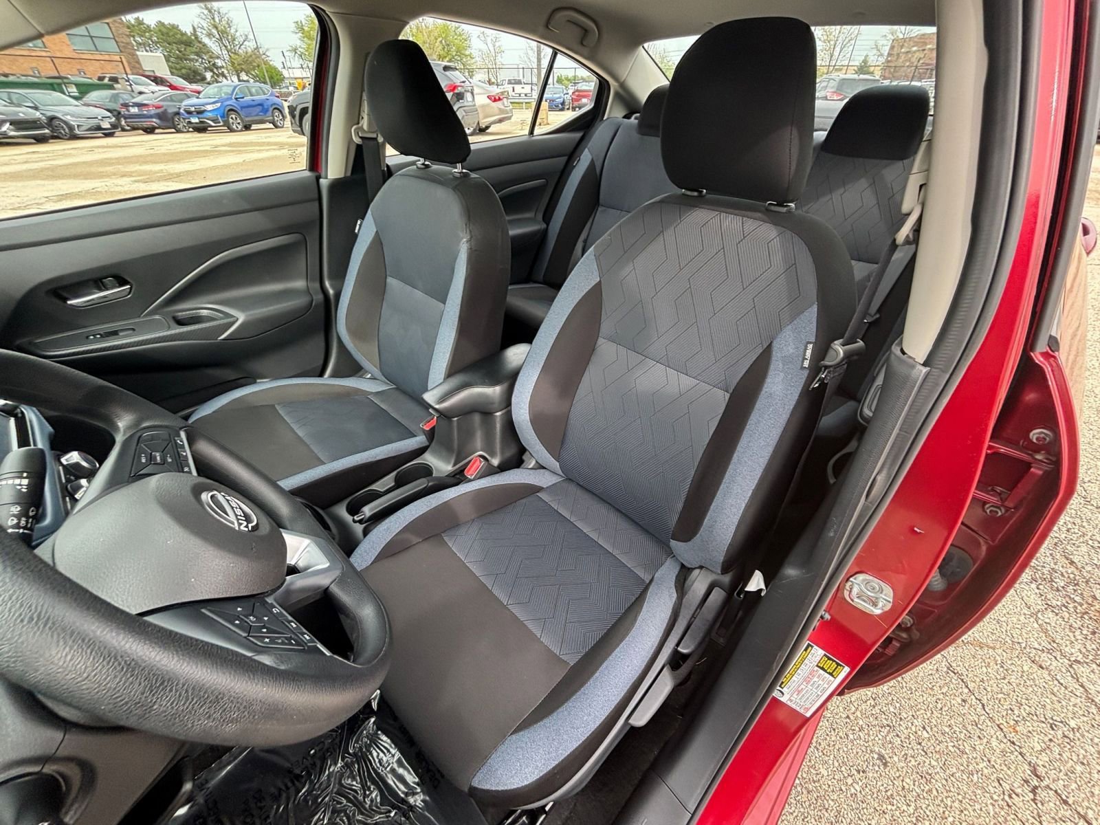 Used 2025 Nissan Versa SV FWD image 34