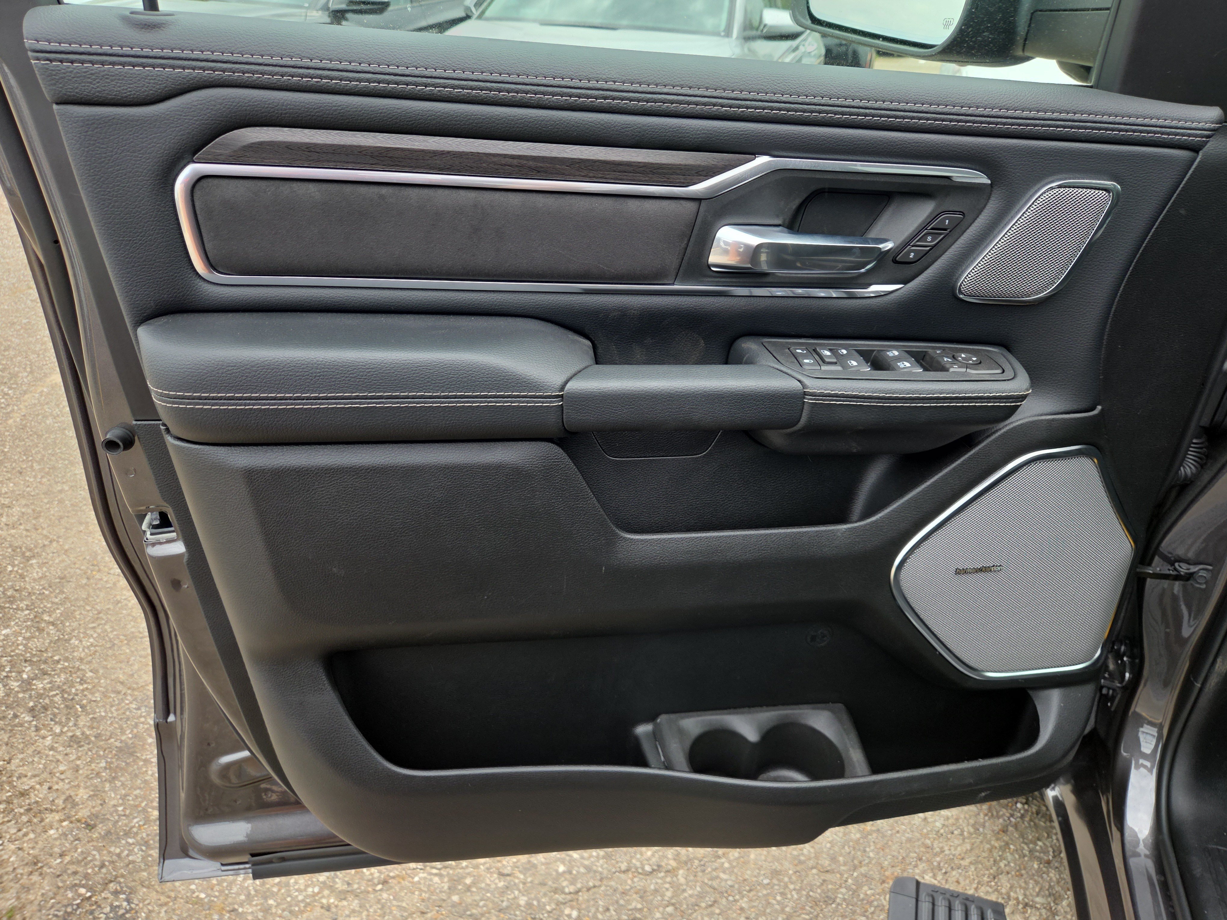 New 2026 RAM 1500 Laramie w/ Night Edition AWD/4WD image 5