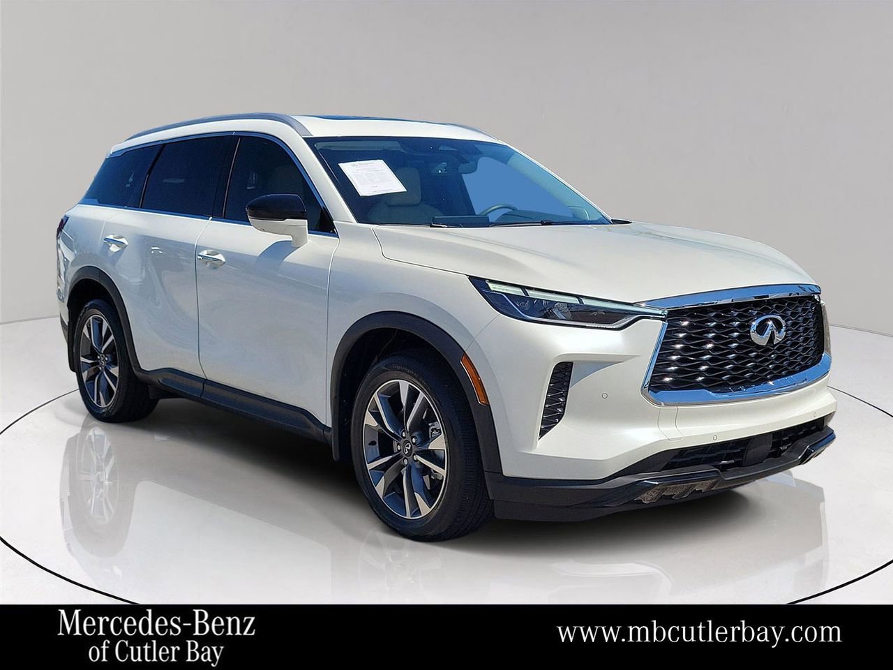 Used 2025 INFINITI QX60 Luxe w/ Lighting Package (N94)