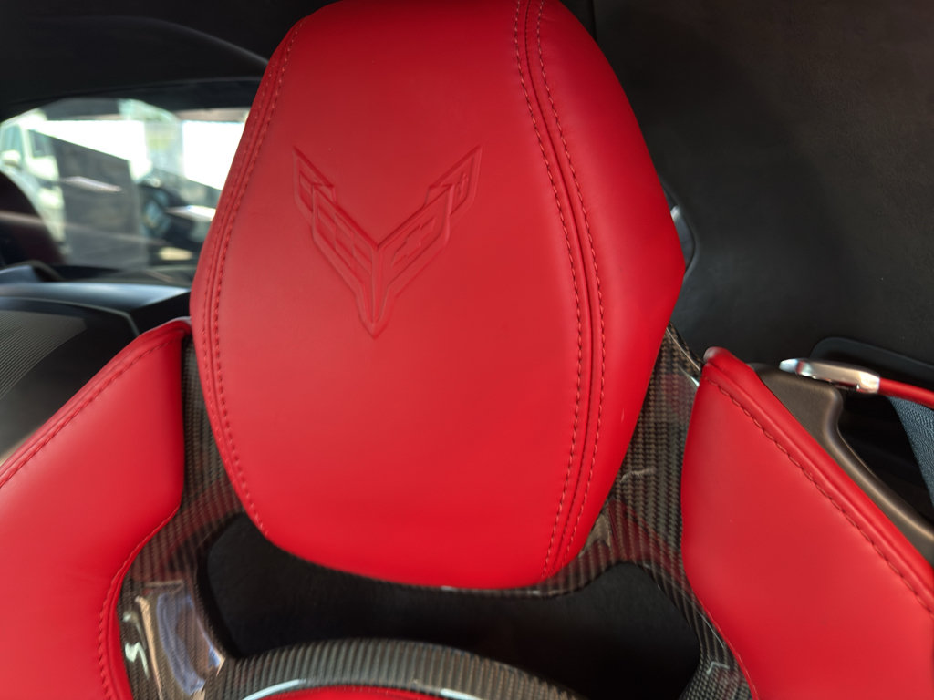 Used 2024 Chevrolet Corvette Z06 RWD image 13