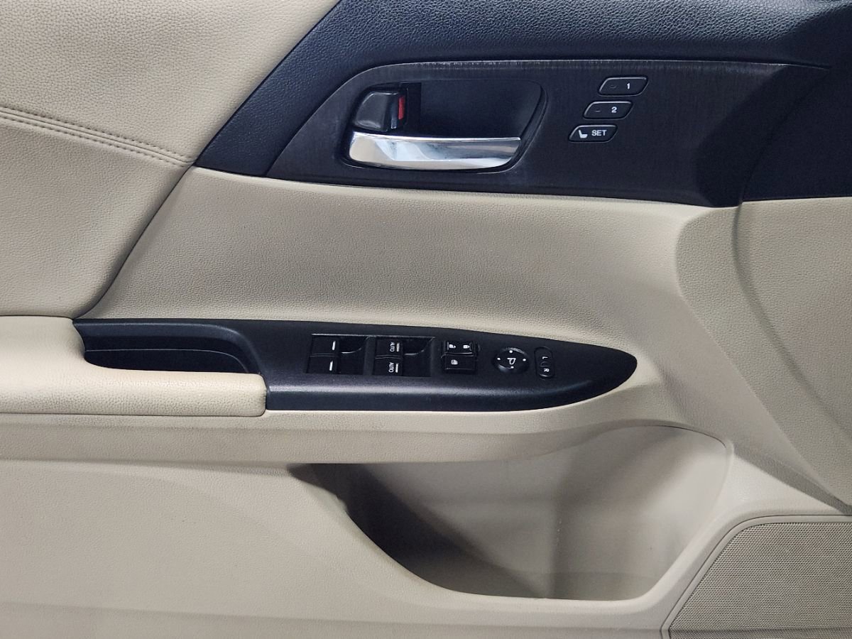 Used 2013 Honda Accord EX-L image 39
