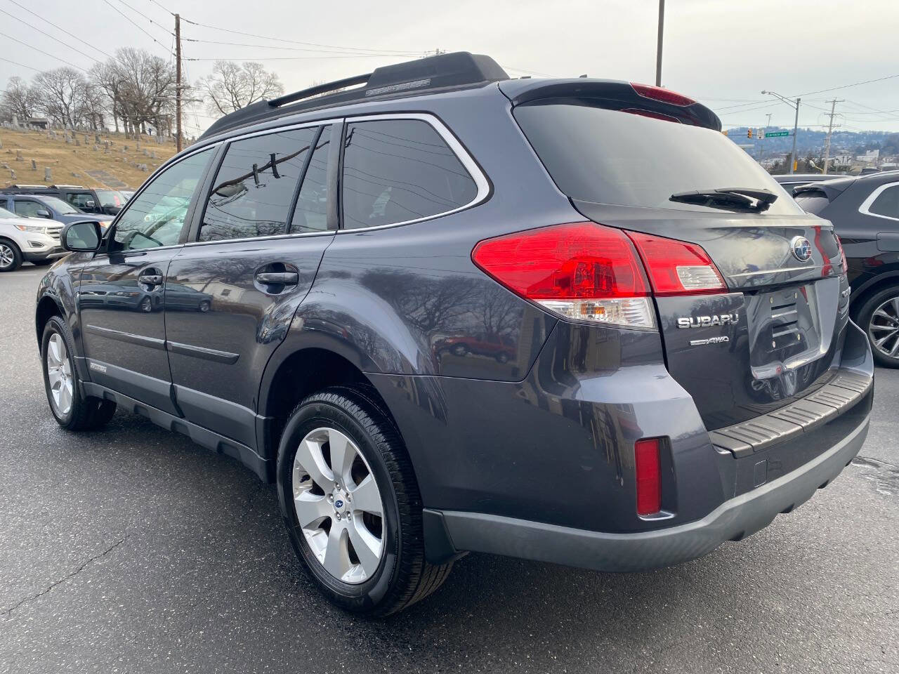 Used 2012 Subaru Outback 2.5i Limited image 5