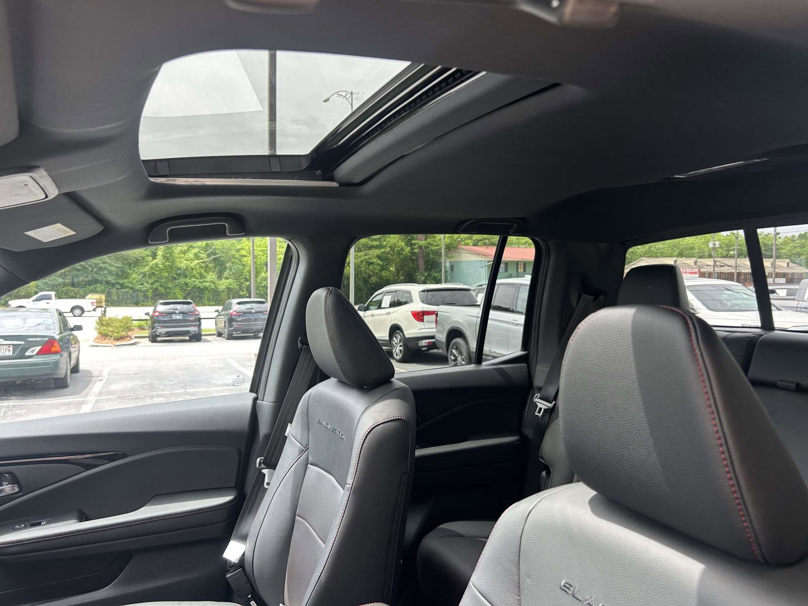 New 2026 Honda Ridgeline Black Edition image 6
