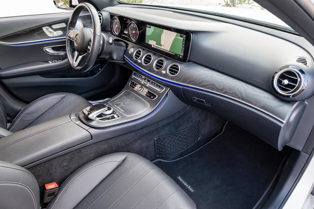 Used 2019 Mercedes-Benz E 300 image 28
