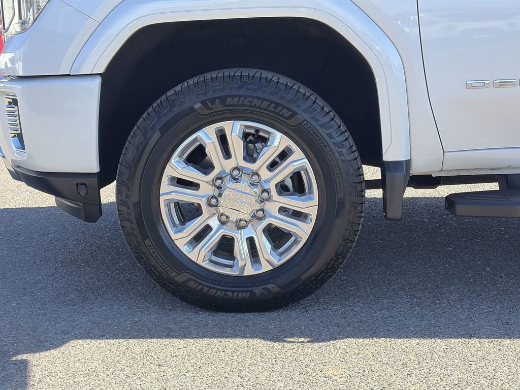 Used 2020 GMC Sierra 3500 Denali w/ Denali Ultimate Package AWD/4WD image 11