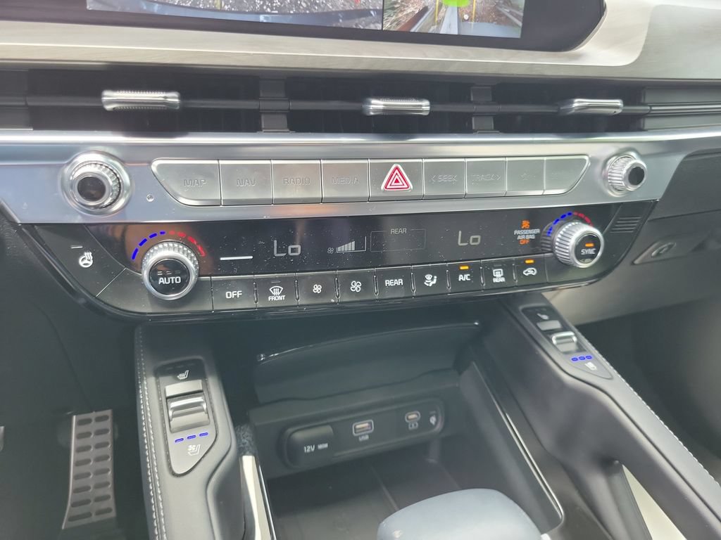 Certified 2024 Kia Telluride SX X-Line AWD/4WD image 25