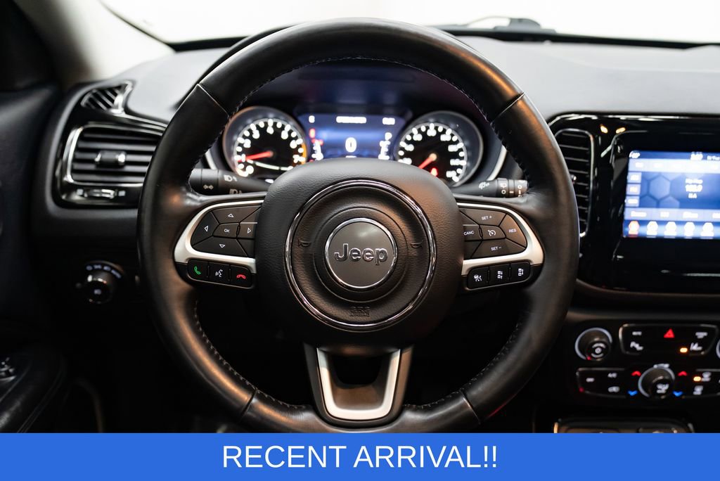 Used 2021 Jeep Compass Latitude w/ Sun and Sound Group image 14