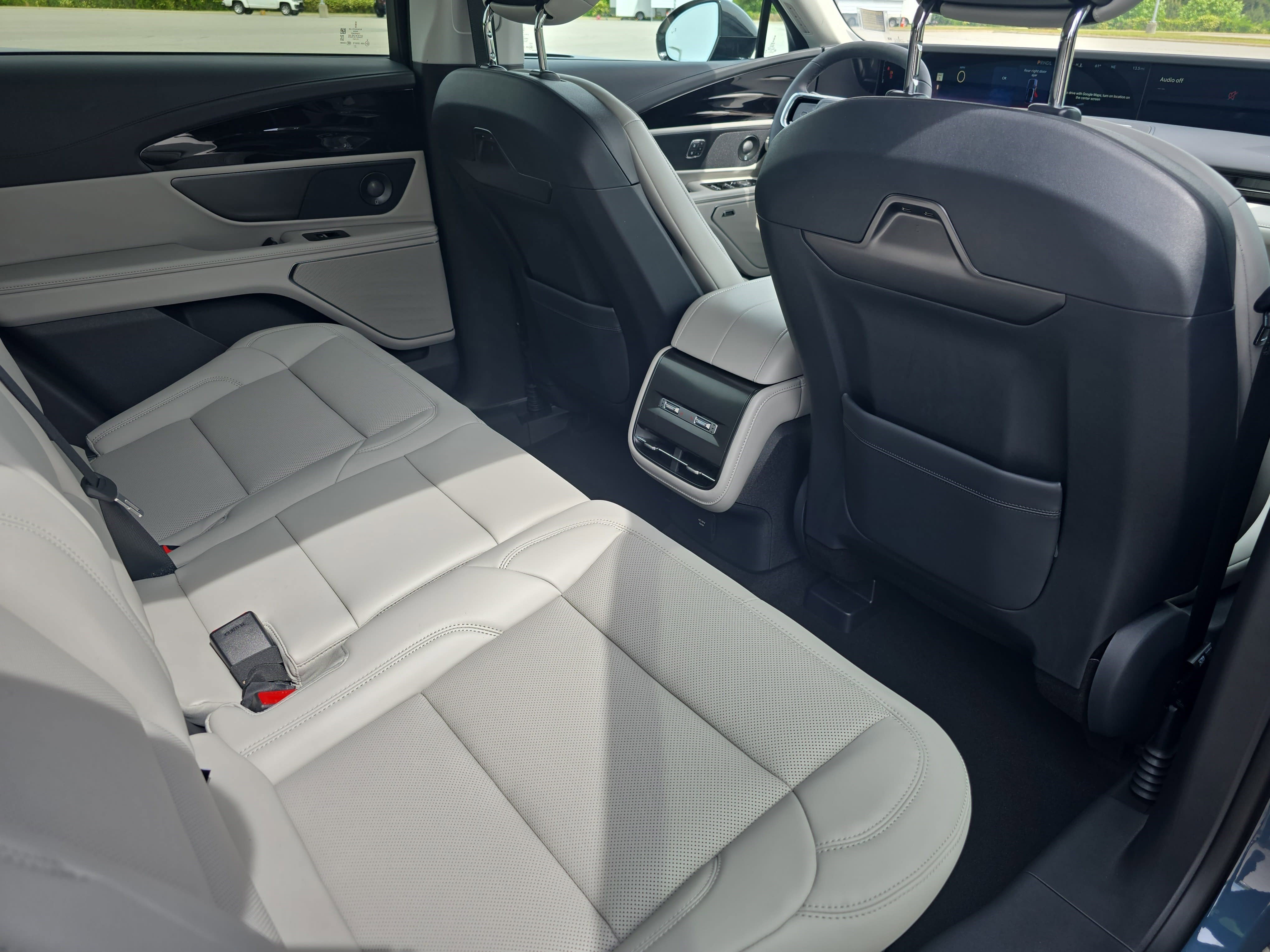 New 2026 Lincoln Nautilus Premier w/ Equipment Group 102A AWD/4WD image 11