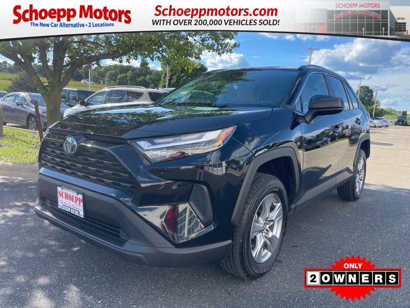Used 2024 Toyota RAV4 LE AWD/4WD image 1