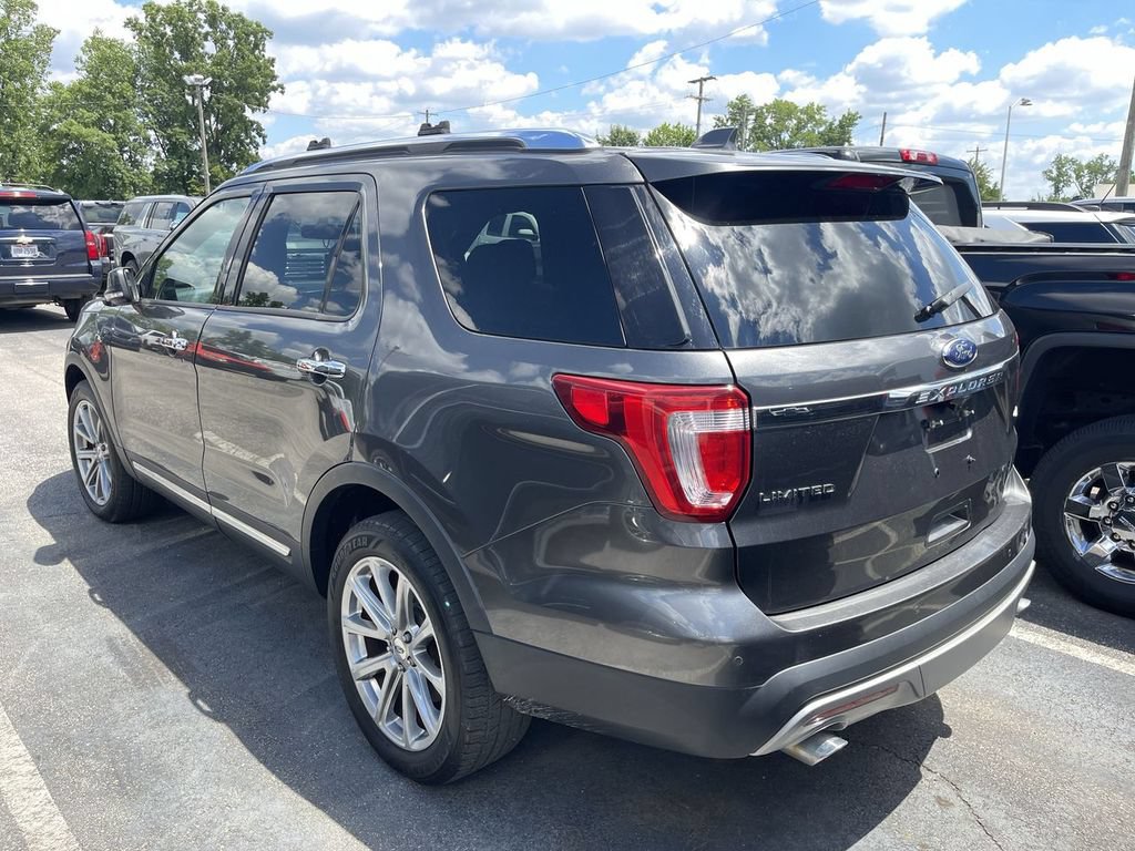Used 2016 Ford Explorer Limited AWD/4WD image 7