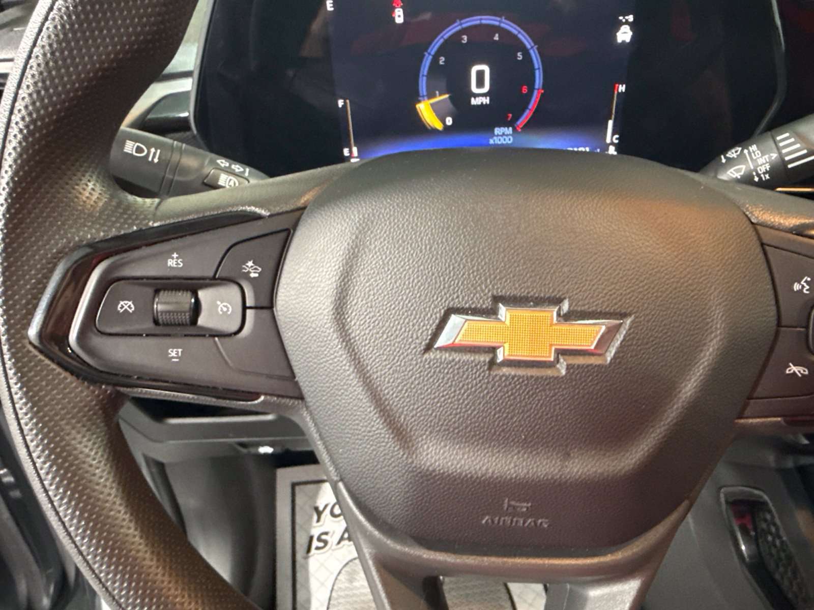 Used 2025 Chevrolet TrailBlazer LT AWD/4WD image 34