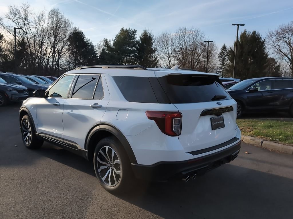 Used 2022 Ford Explorer ST image 53
