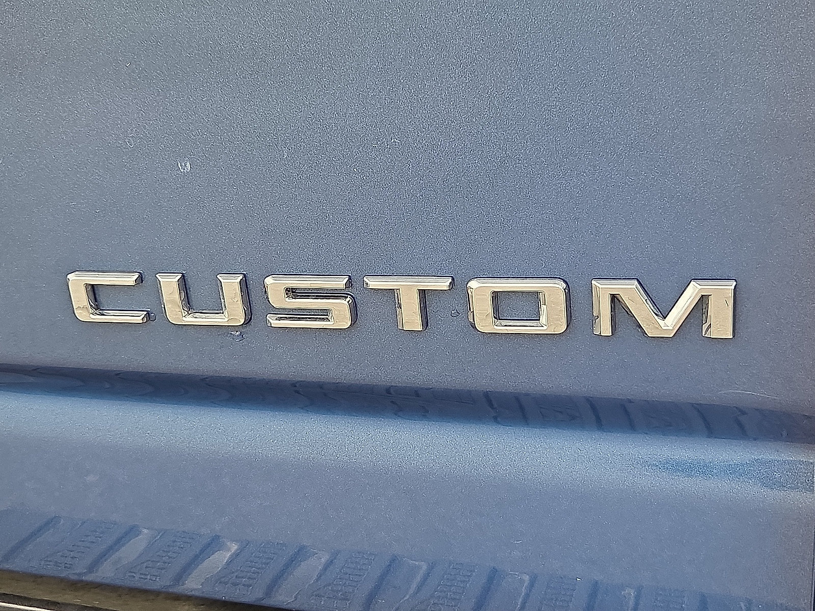 Used 2025 Chevrolet Silverado 2500 Custom w/ Custom Value Package AWD/4WD image 9