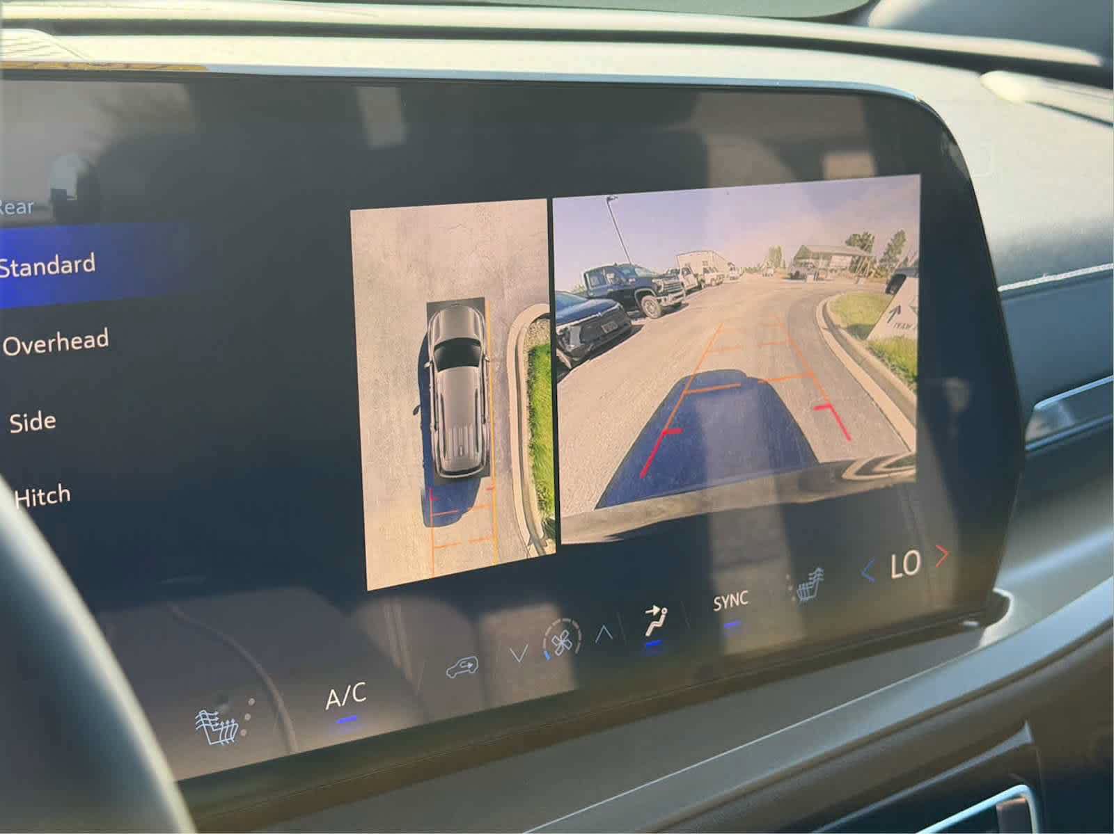 New 2027 Chevrolet Traverse LT w/ Enhanced Driving Package FWD image 12
