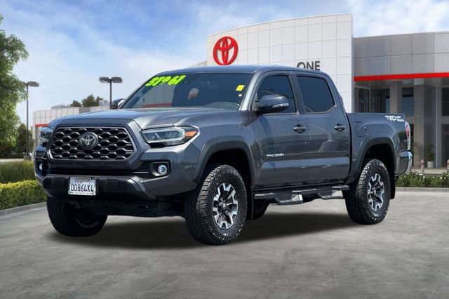 Used 2021 Toyota Tacoma TRD Off-Road RWD image 9