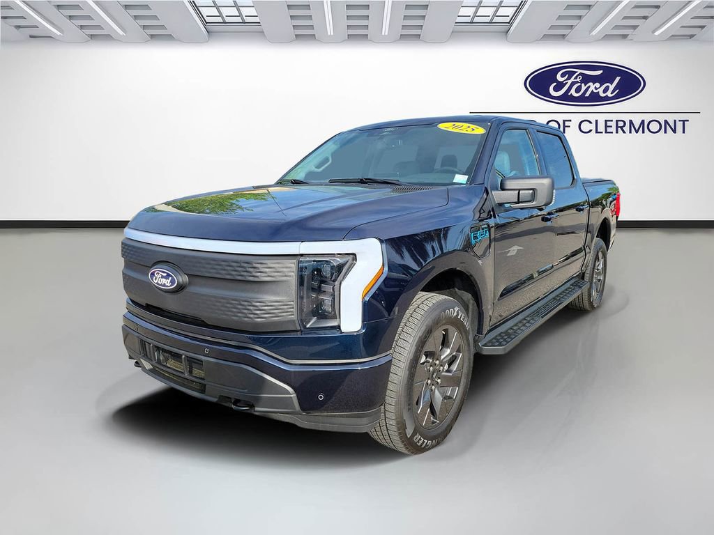 Used 2025 Ford F150 Lightning Flash image 2