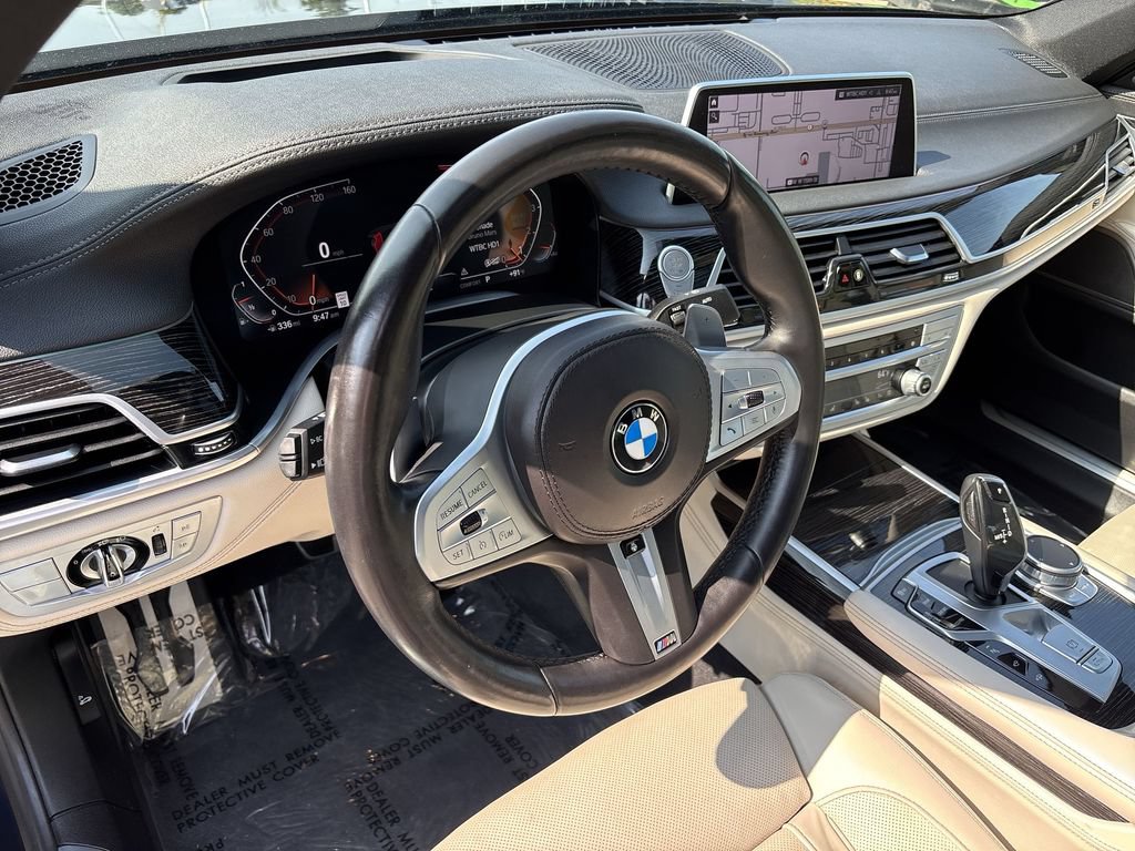 Used 2021 BMW 740i xDrive w/ Autobahn Package AWD/4WD image 11