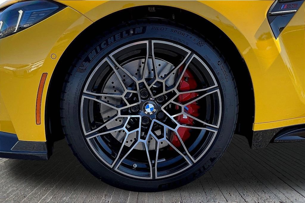 Used 2025 BMW M3 w/ Executive Package RWD image 33