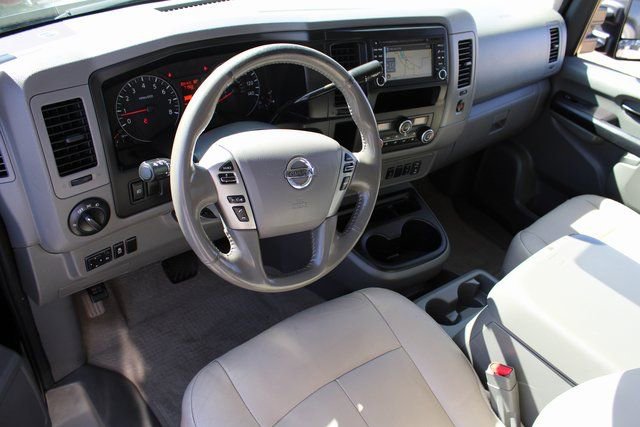Used 2016 Nissan NV 3500 SL RWD image 2