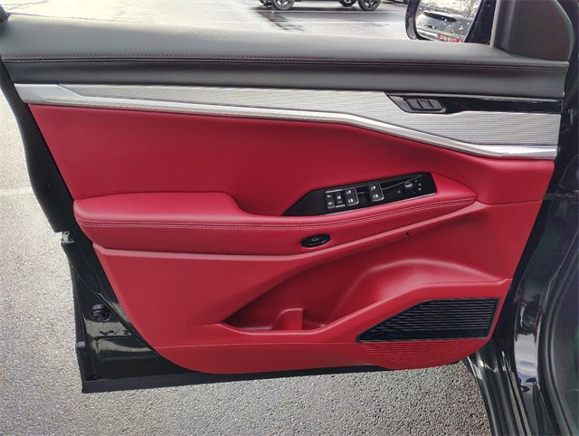 Used 2024 Jeep Wagoneer Launch Edition image 8