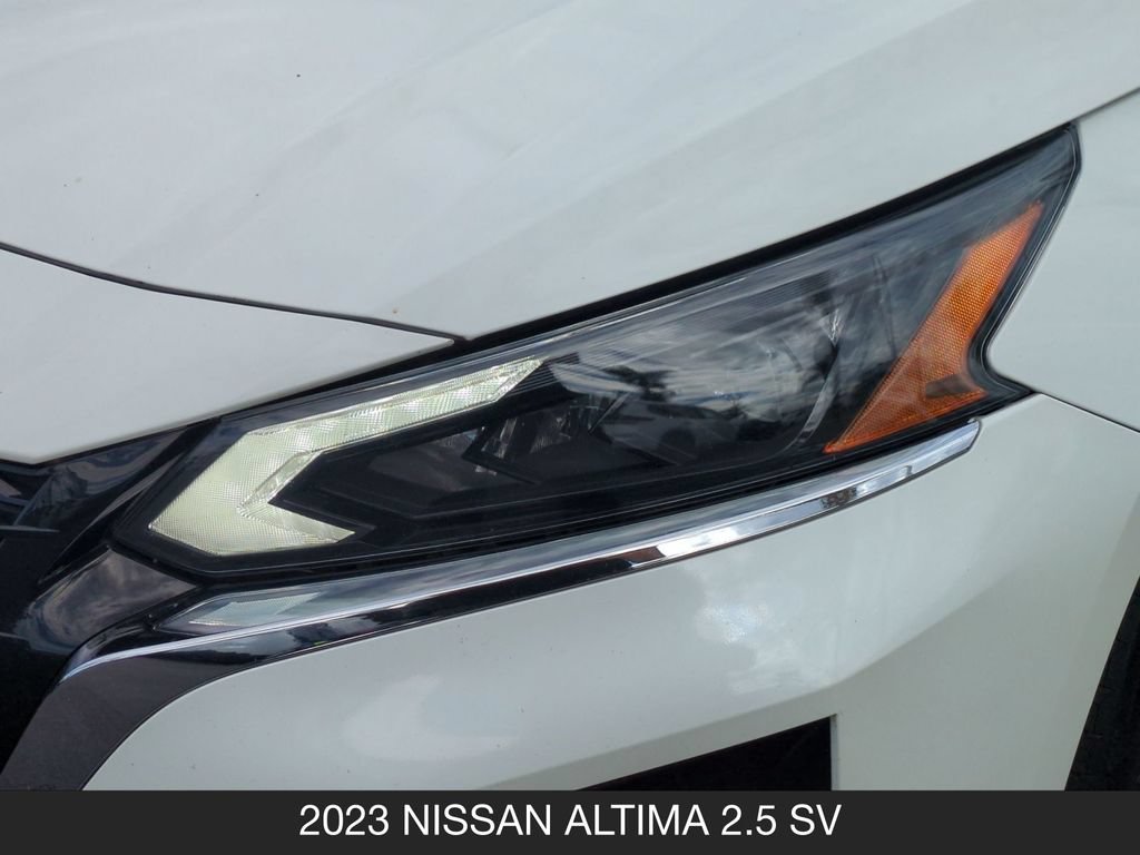 Certified 2023 Nissan Altima 2.5 SV FWD image 10