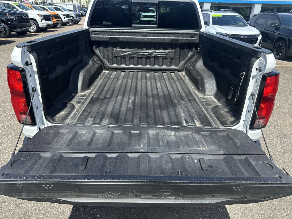 Used 2023 Chevrolet Colorado ZR2 w/ ZR2 Convenience Package III AWD/4WD image 32
