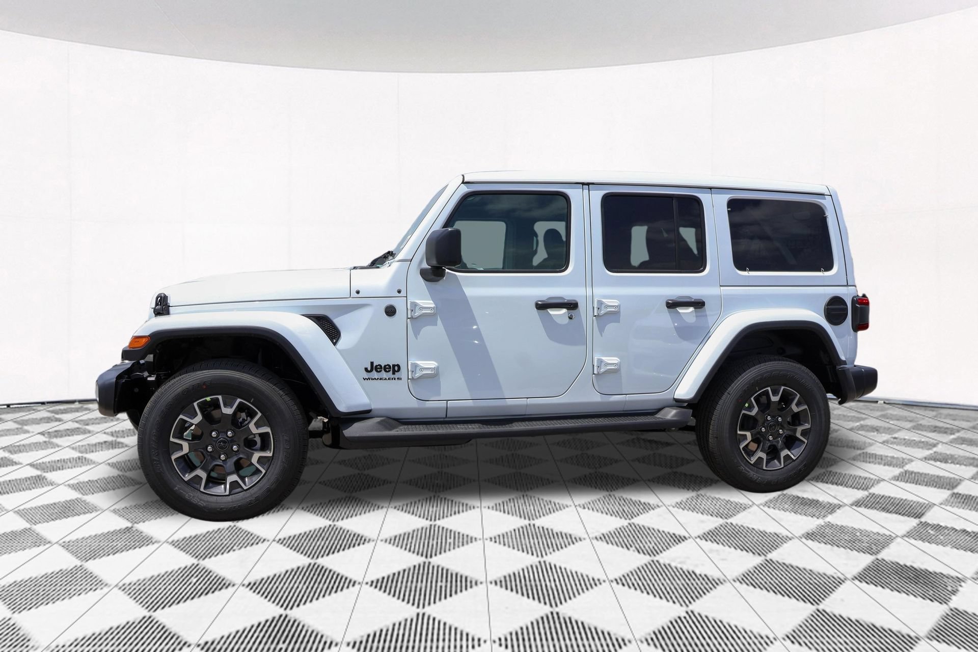 New 2026 Jeep Wrangler Unlimited Sahara AWD/4WD image 9