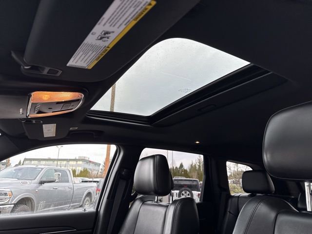 Used 2021 Jeep Grand Cherokee Limited w/ Trailer Tow Group IV image 35