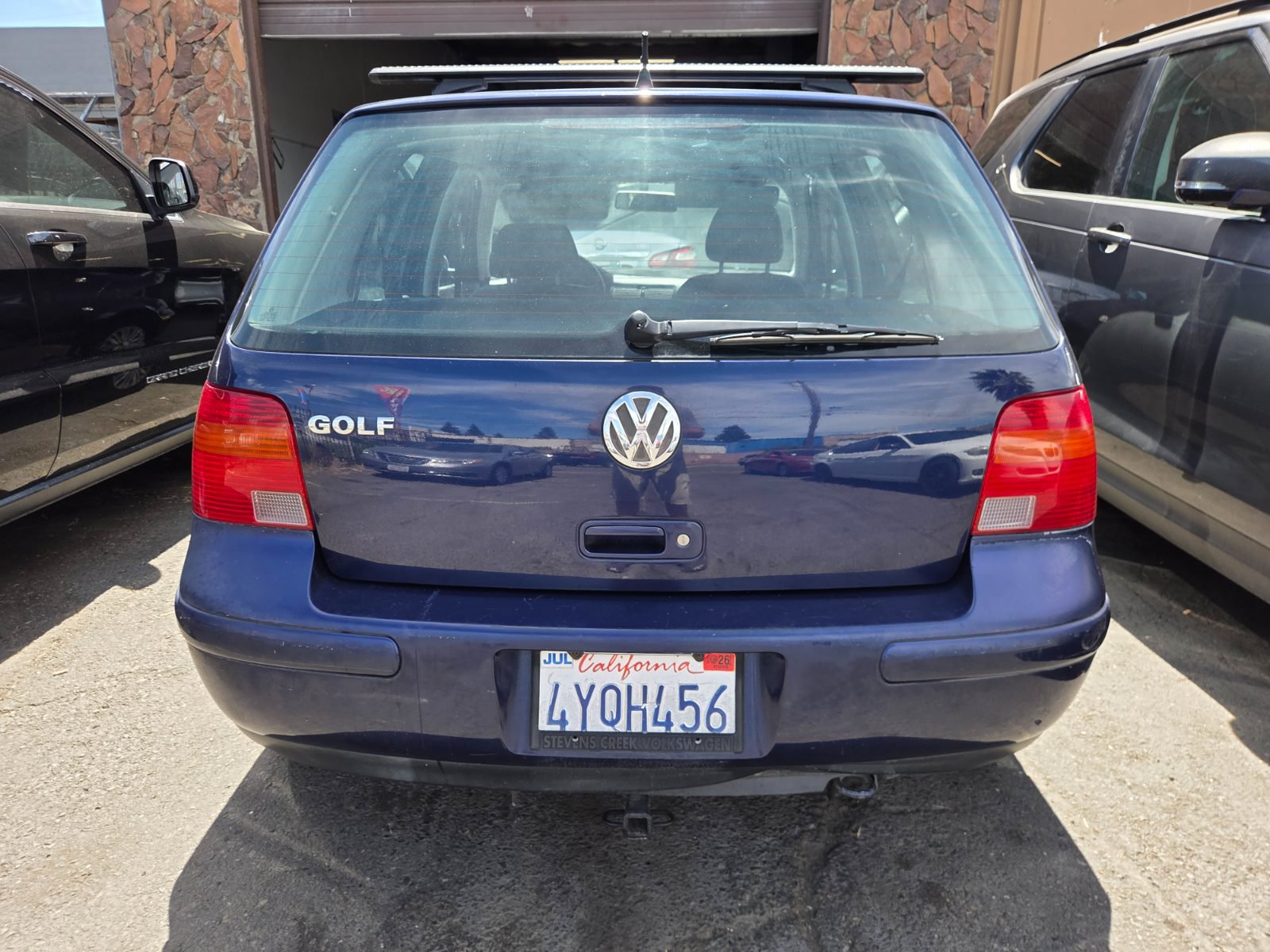 Used 2002 Volkswagen Golf GLS FWD image 3