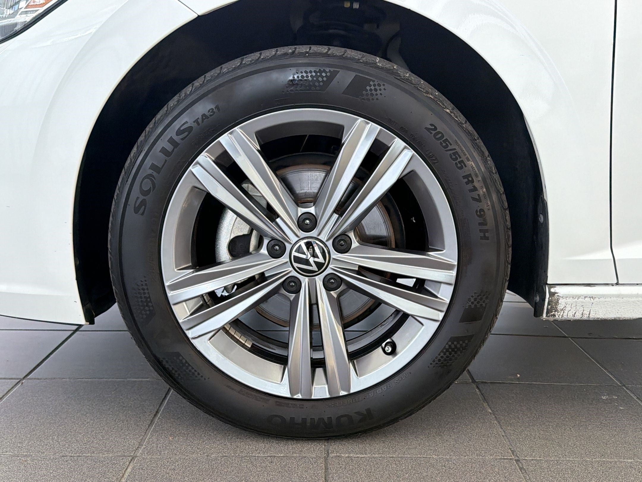 Used 2022 Volkswagen Jetta SE FWD image 12