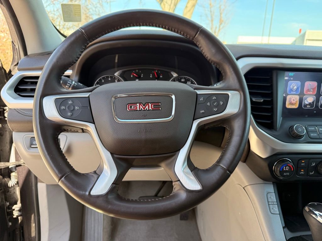 Used 2018 GMC Acadia SLT image 11