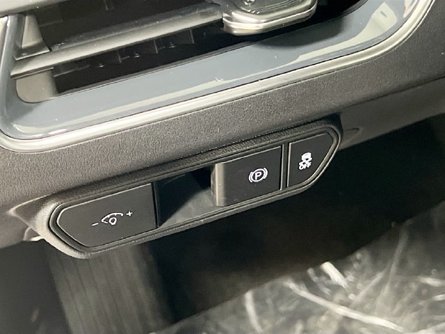 New 2025 Kia K4 EX w/ GT-Line Sunroof Package FWD image 10