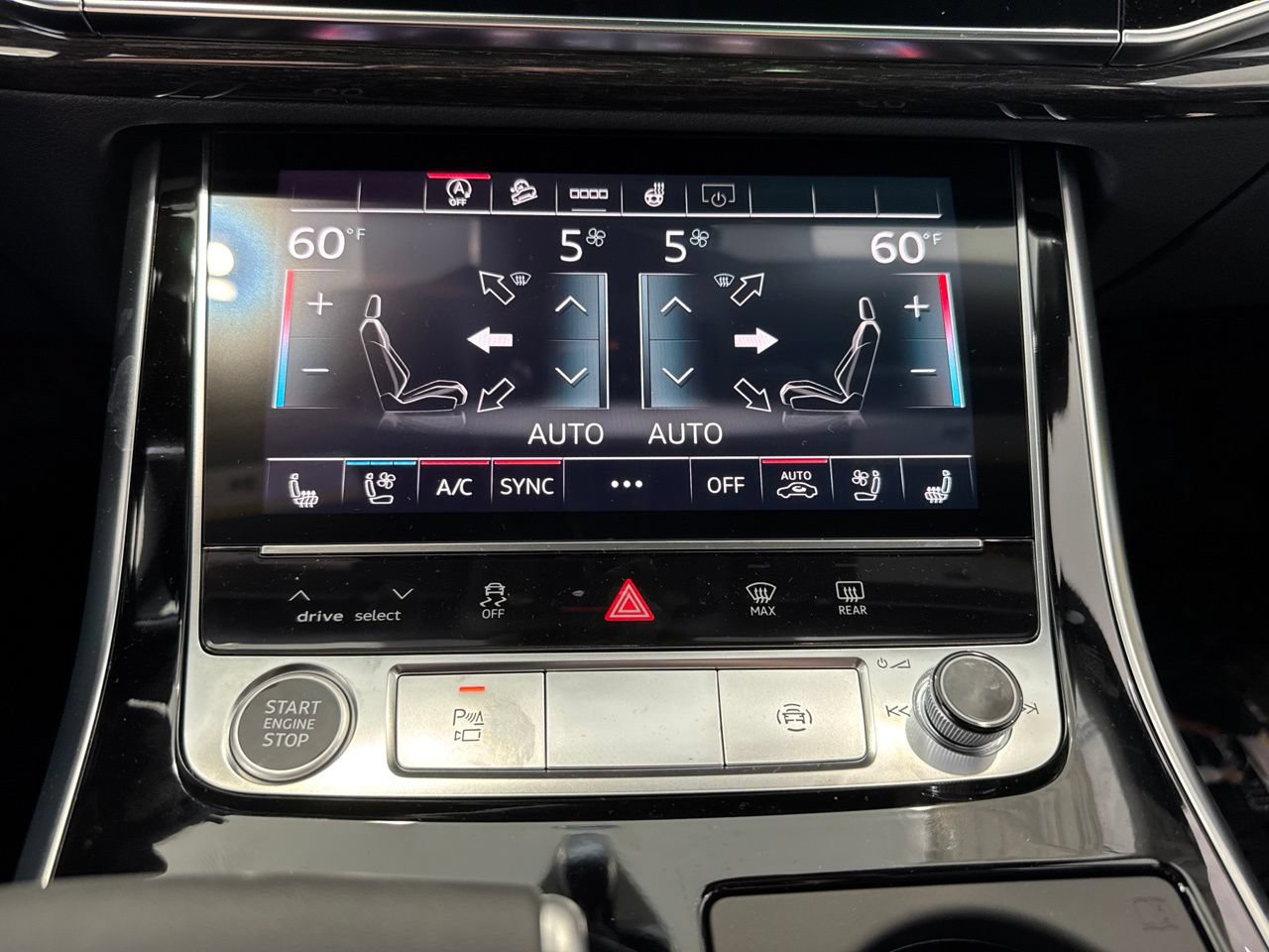 New 2026 Audi Q8 Premium Plus AWD/4WD image 29