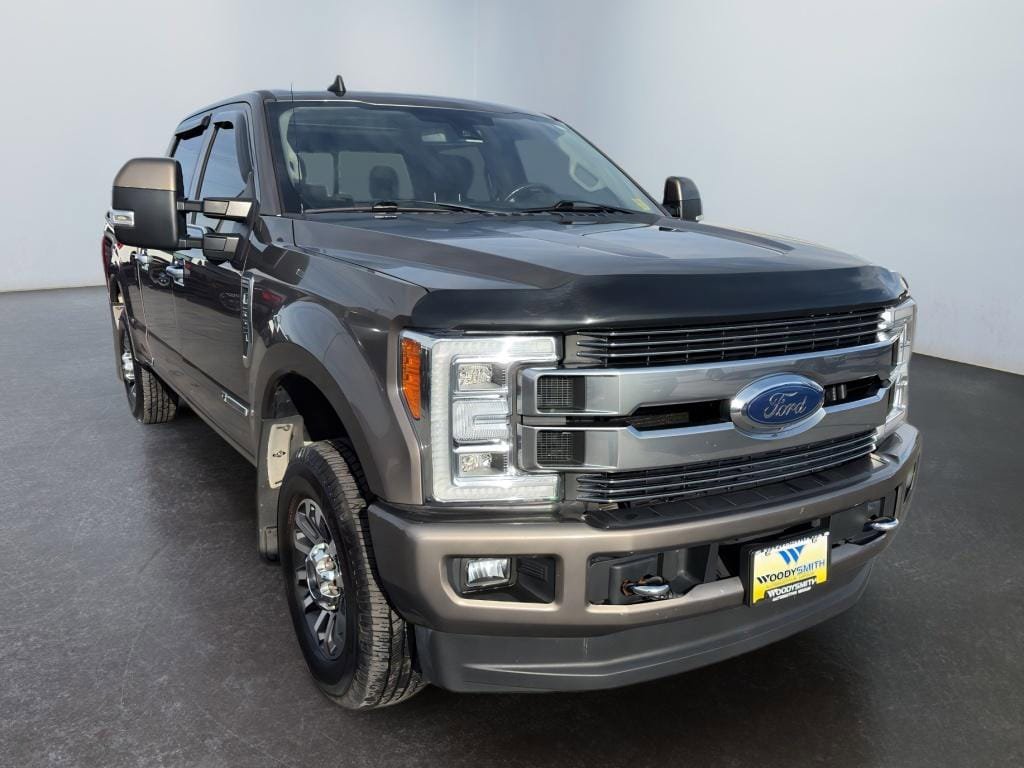 Used 2019 Ford F250 Limited w/ FX4 Off-Road Package AWD/4WD image 7