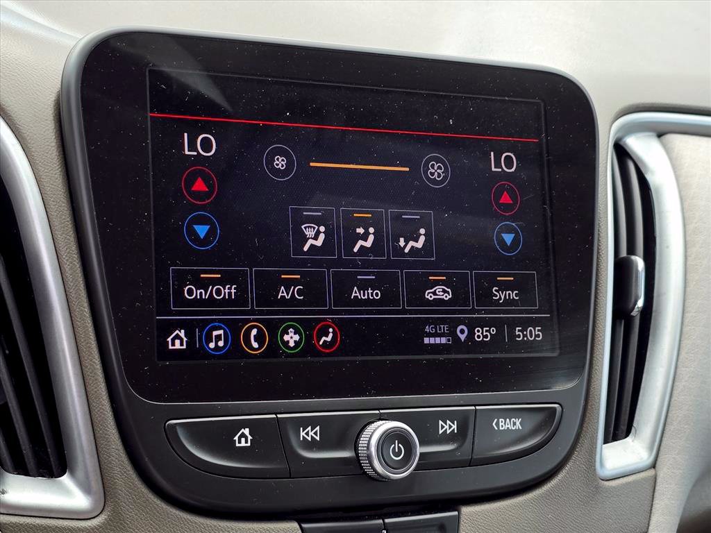 Used 2022 Chevrolet Malibu LT FWD image 21