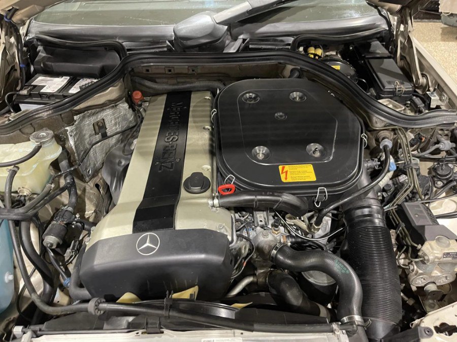 Used 1990 Mercedes-Benz 300 CE Coupe image 32