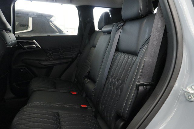 New 2026 Mitsubishi Outlander SEL AWD/4WD image 25
