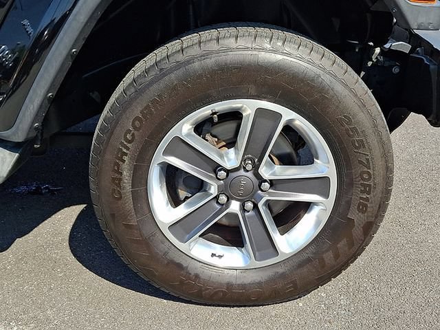 Used 2021 Jeep Wrangler Unlimited Sahara AWD/4WD image 8