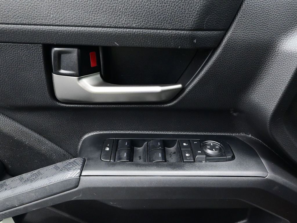 Used 2024 Toyota Tacoma TRD Off-Road image 16