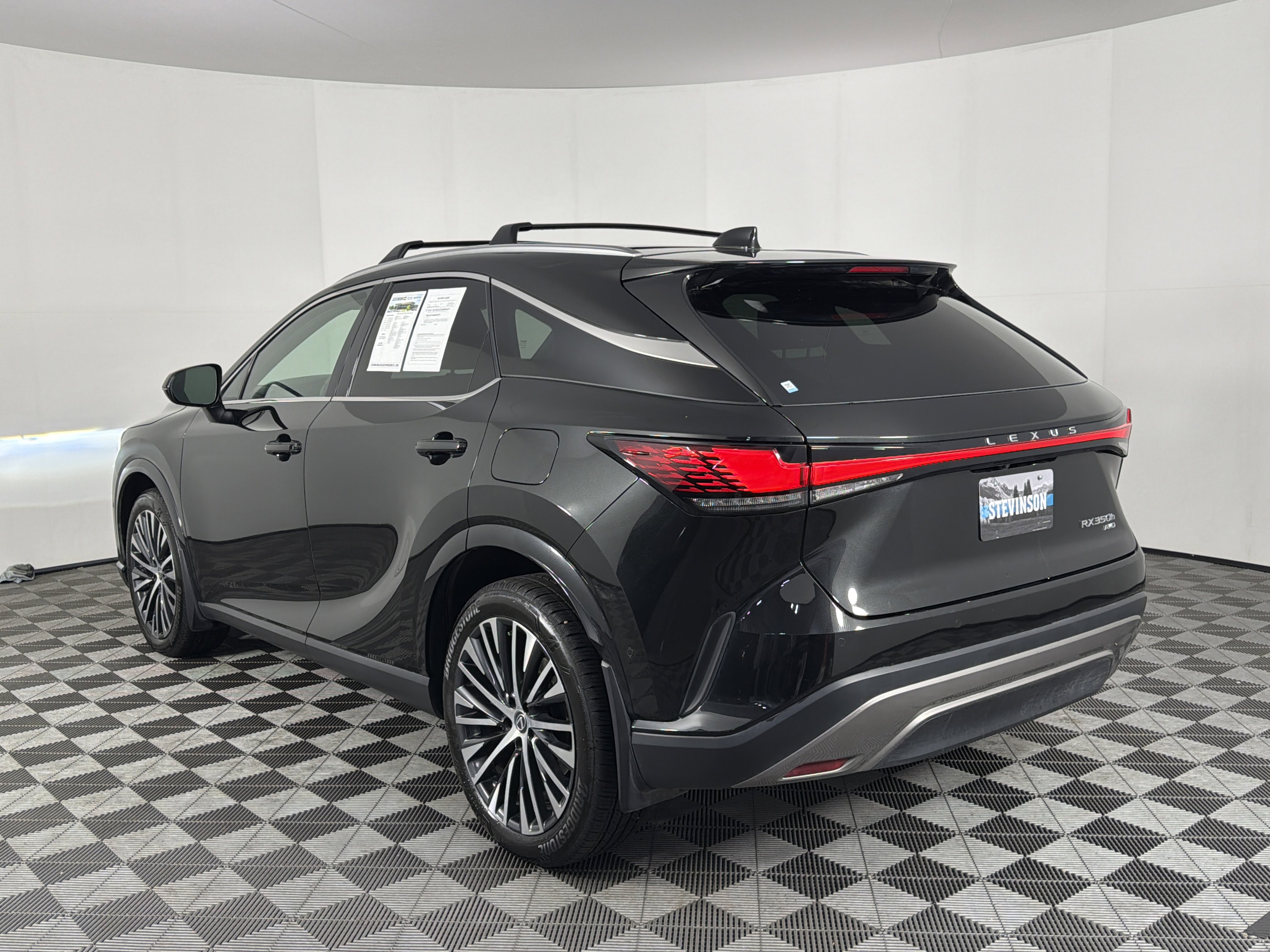 Used 2025 Lexus RX 350 Premium w/ Convenience Package AWD/4WD image 23