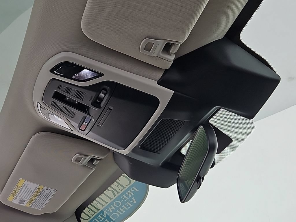Certified 2025 Subaru Legacy Premium AWD/4WD image 18