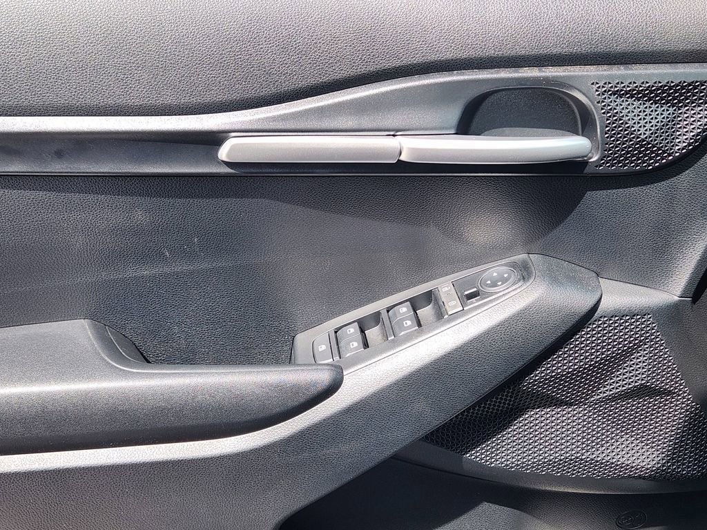 New 2026 Kia Seltos LX AWD/4WD image 16