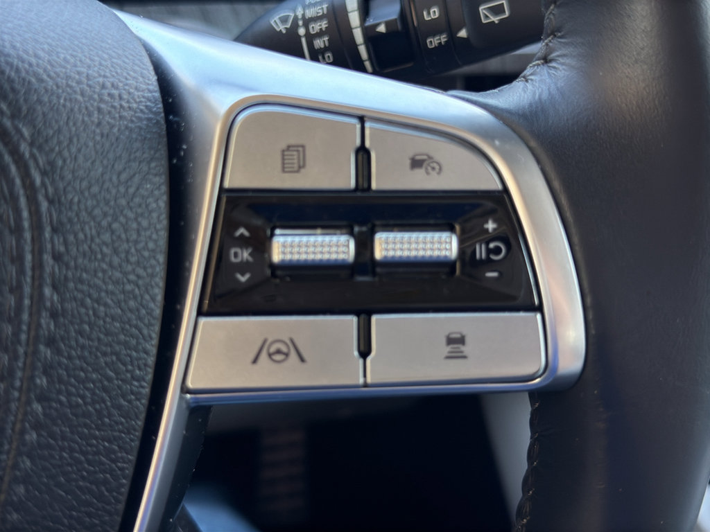Used 2025 Kia Telluride SX FWD image 17