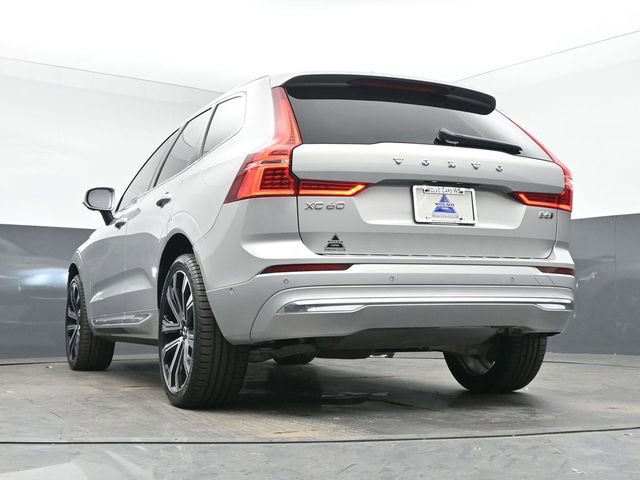 Used 2023 Volvo XC60 B6 Ultimate w/ Protection Package Premier image 43