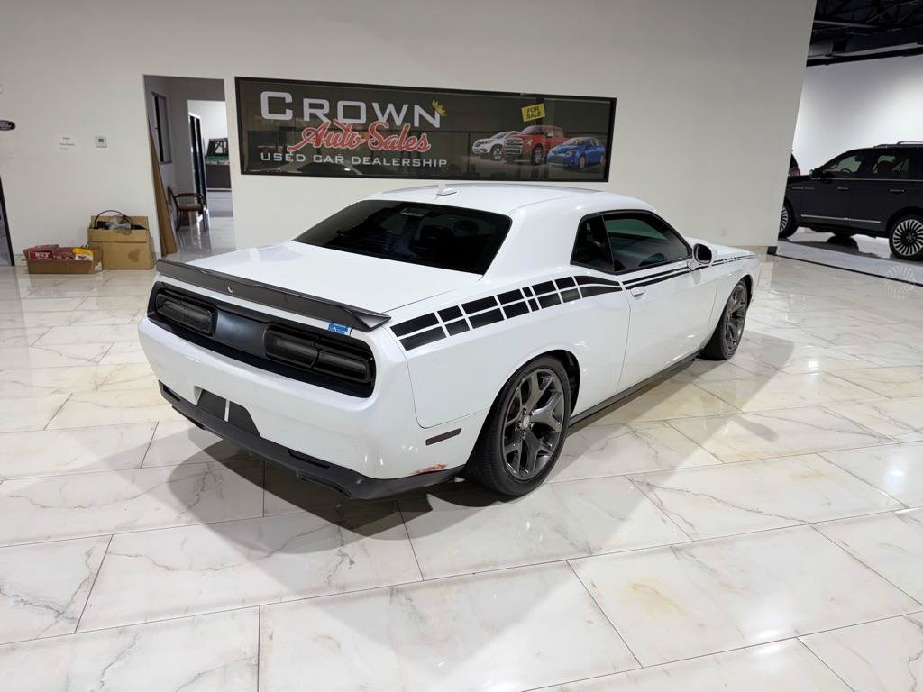 Used 2016 Dodge Challenger R/T Plus RWD image 8