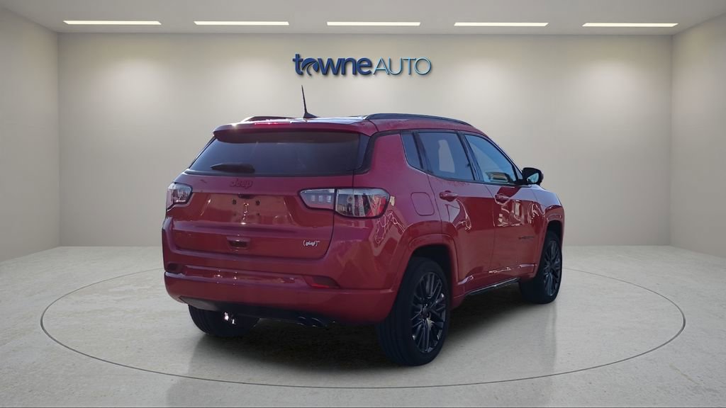 Used 2022 Jeep Compass Limited image 7