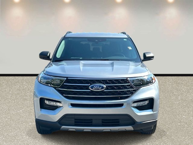 Certified 2023 Ford Explorer XLT w/ Equipment Group 202A AWD/4WD image 2