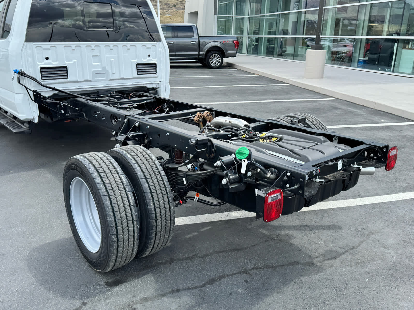 New 2026 Ford F550 4x4 SuperCab Super Duty w/ XL Chrome Package image 13