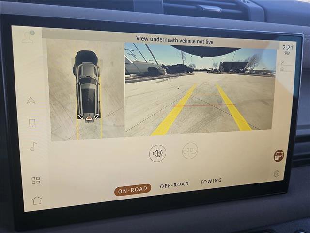 Used 2023 Land Rover Defender 130 X-Dynamic SE image 14