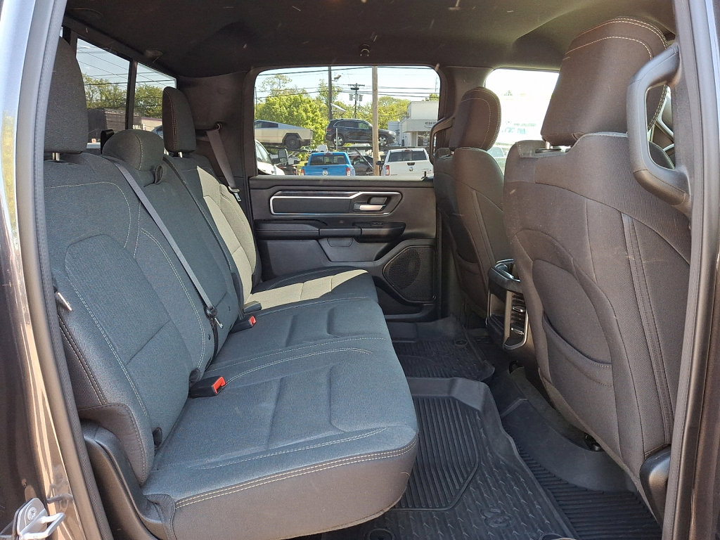 Used 2022 RAM 1500 Big Horn AWD/4WD image 12